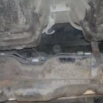 Бензобак на Лада Калина Универсал под днищем автомобиля