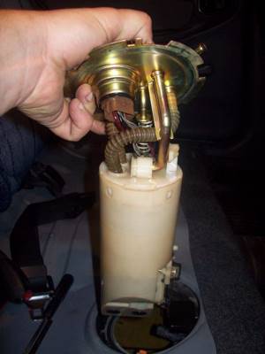 Предохранитель бензонасоса на ланосе